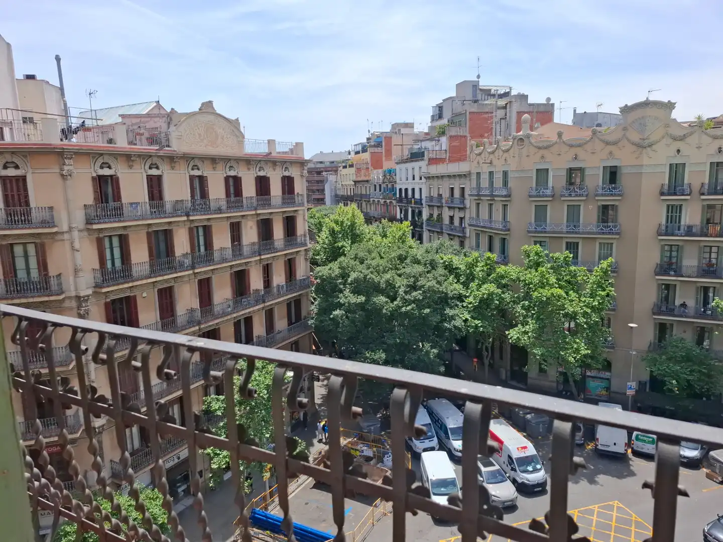 Vista exterior de Piso en venta en Barcelona con Aire acondicionado, Calefacción y Balcón
