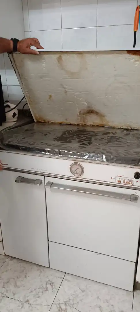 Cuina de Casa o xalet en venda en Viguera amb Calefacció, Terrassa i Balcó