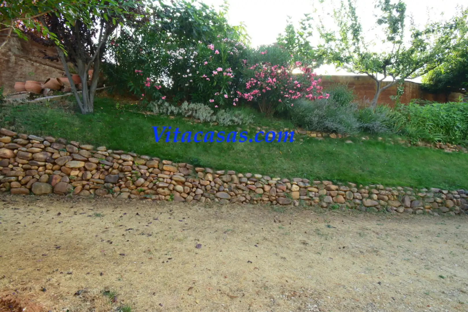 Jardí de Casa o xalet en venda en Robledillo de Mohernando amb Aire condicionat, Calefacció i Jardí privat