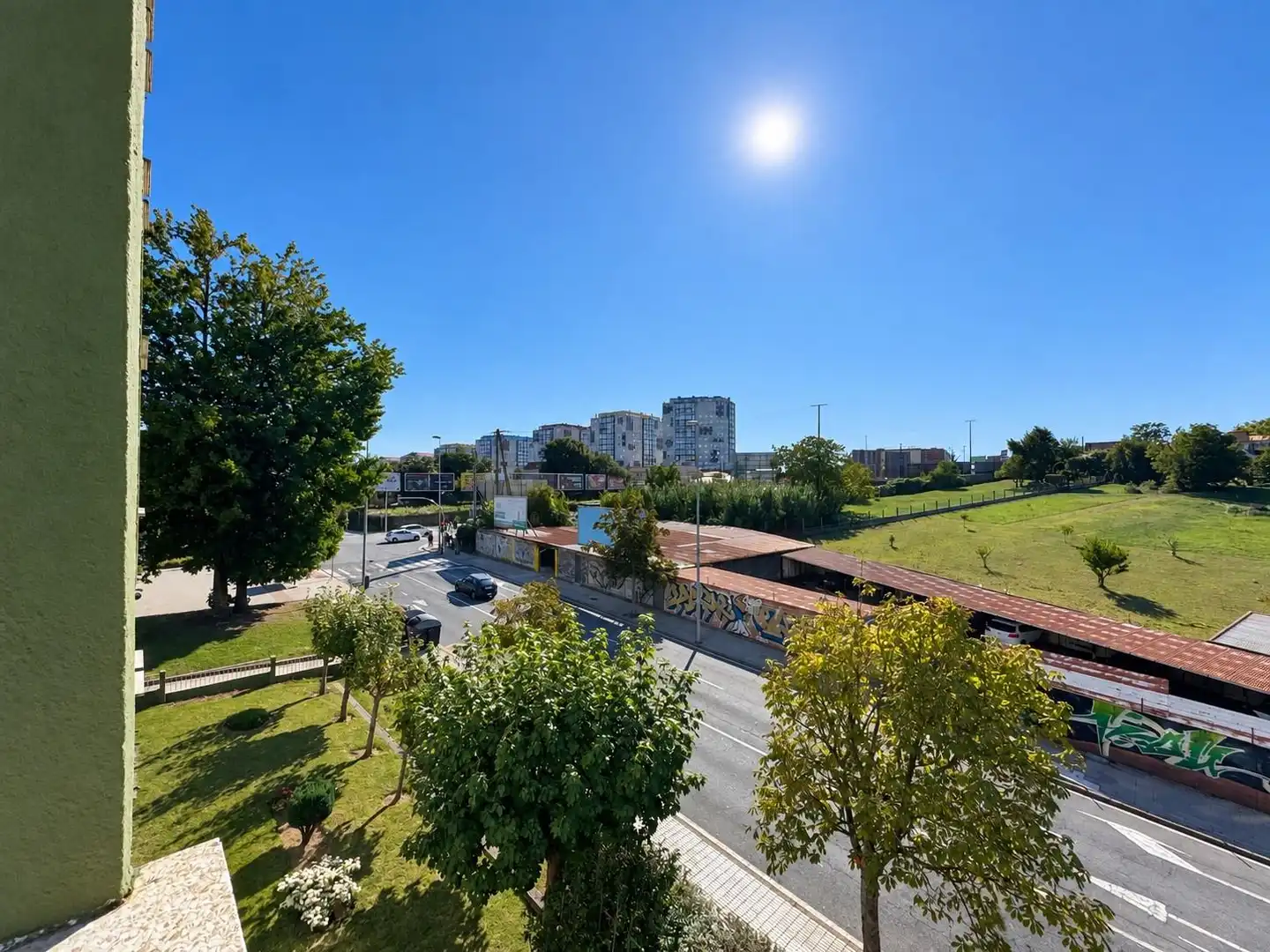 Vista exterior de Piso en venta en Vigo  con Calefacción y Trastero