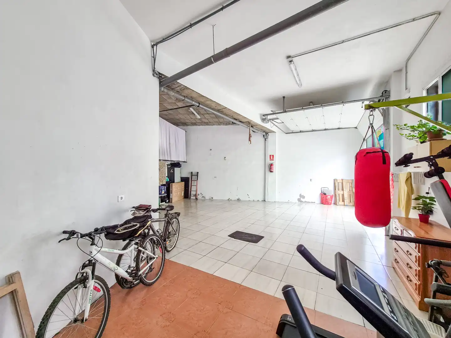Parking de Casa adosada en venta en Las Palmas de Gran Canaria con Terraza, Trastero y Amueblado
