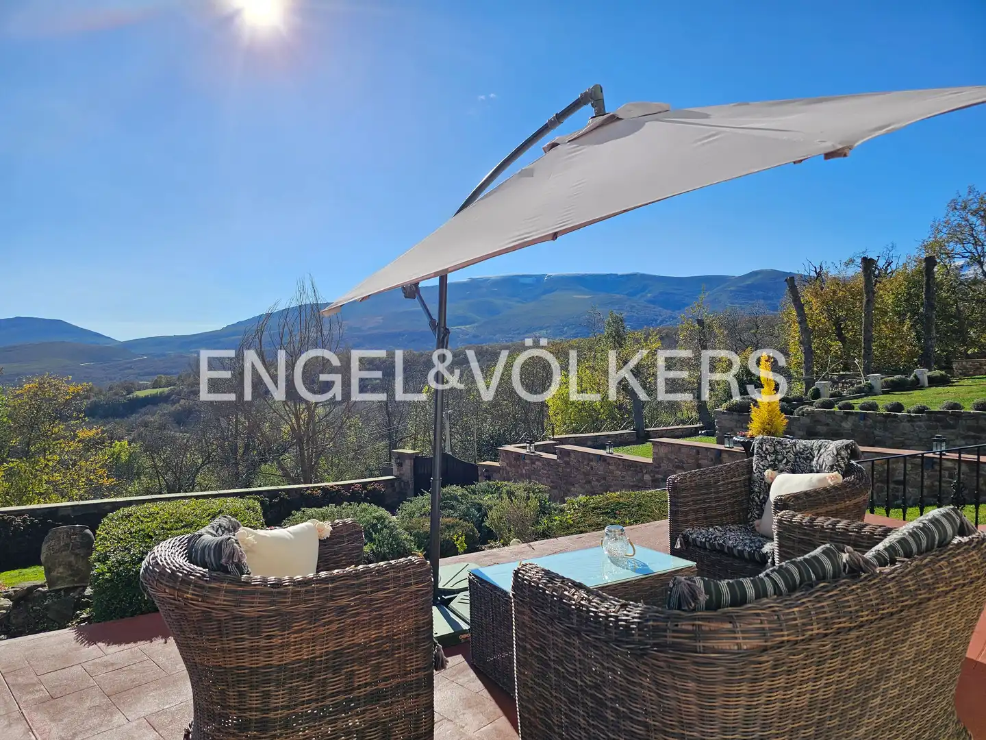 Terraza de Casa o chalet en venta en Reinosa con Aire acondicionado, Calefacción y Jardín privado