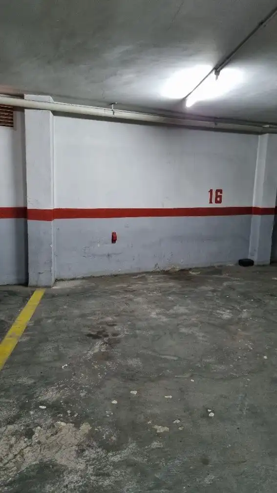 Einzelparkplatz zur Miete in Centre, imagen 4