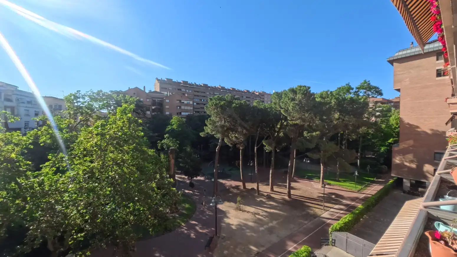 Vista exterior de Pis en venda en  Logroño amb Calefacció, Parquet i Terrassa