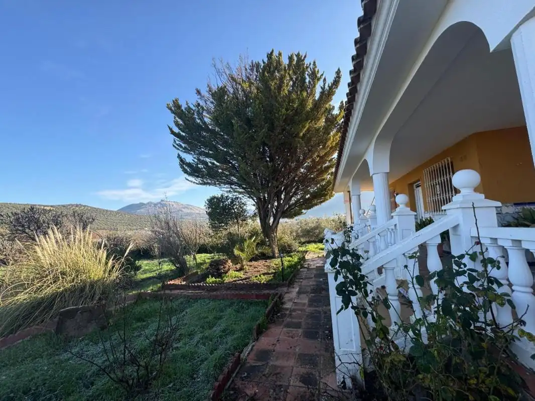 Garden of Country homes for sale in Villanueva del Trabuco  with Air Conditioner, Heating and Private garden
