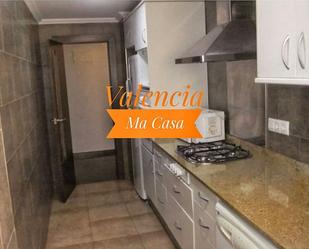 Kitchen of Flat to rent in  Valencia Capital  with Air Conditioner, Heating and Terrace