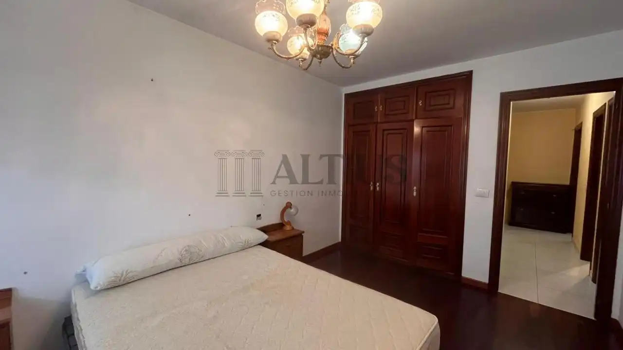 Bedroom of Flat for rent in A Estrada , Pontevedra