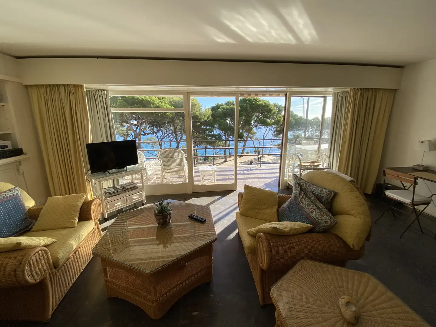 Sala de estar de Piso en venta en Calonge i Sant Antoni con Terraza, Amueblado y Horno