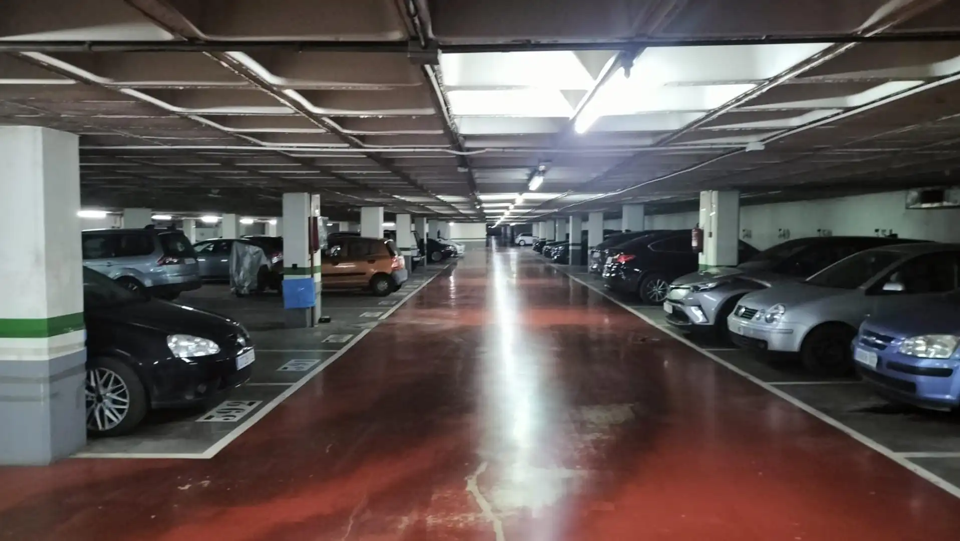 Aparcament de Garatge en venda en Centro