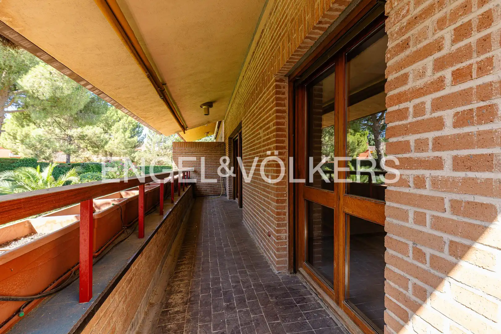 Terrassa de Casa adosada de lloguer en Boadilla del Monte amb Calefacció, Jardí privat i Parquet