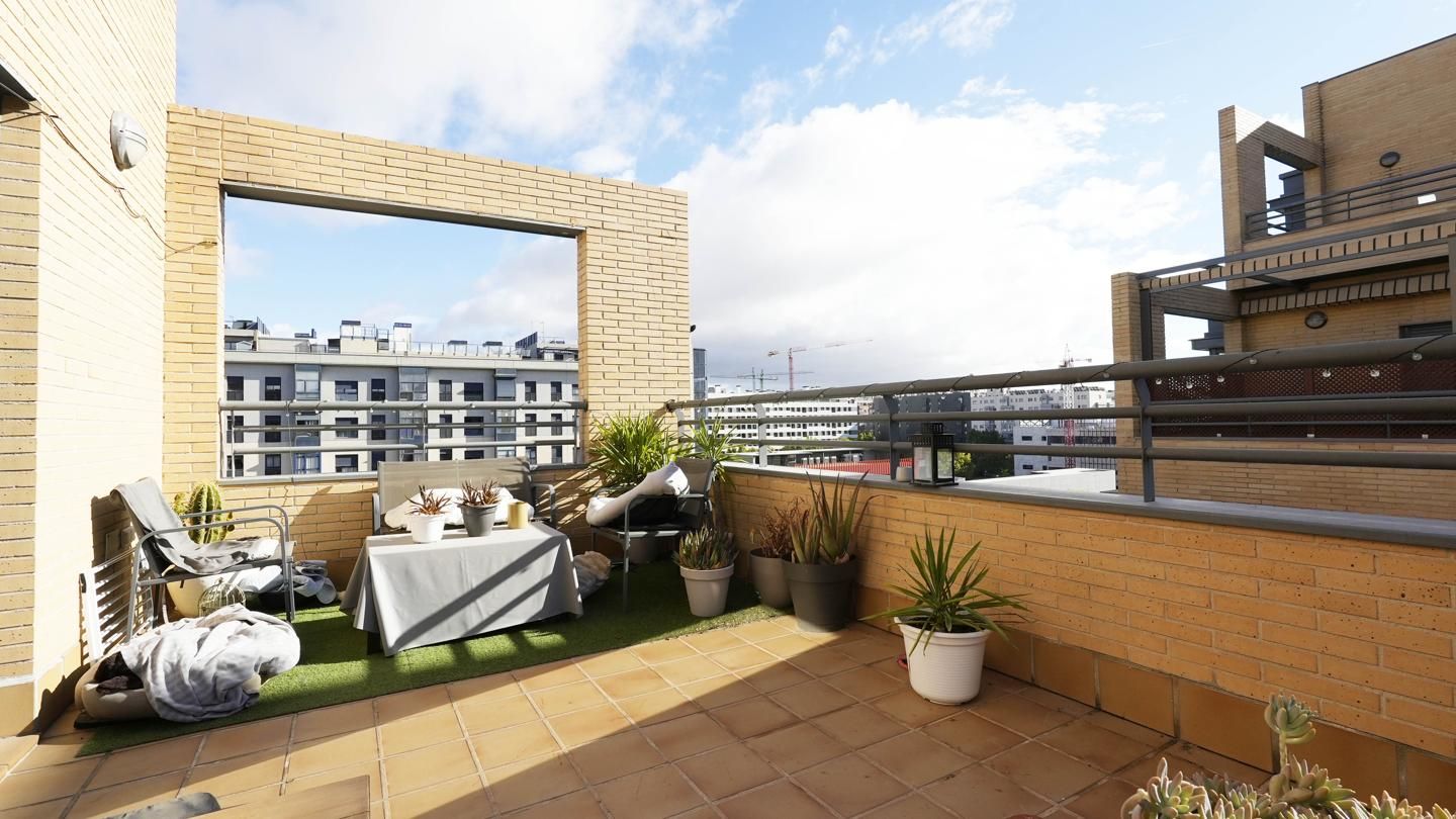Terrace of Flat for sale in  Madrid Capital  with Air Conditioner, Heating and Terrace