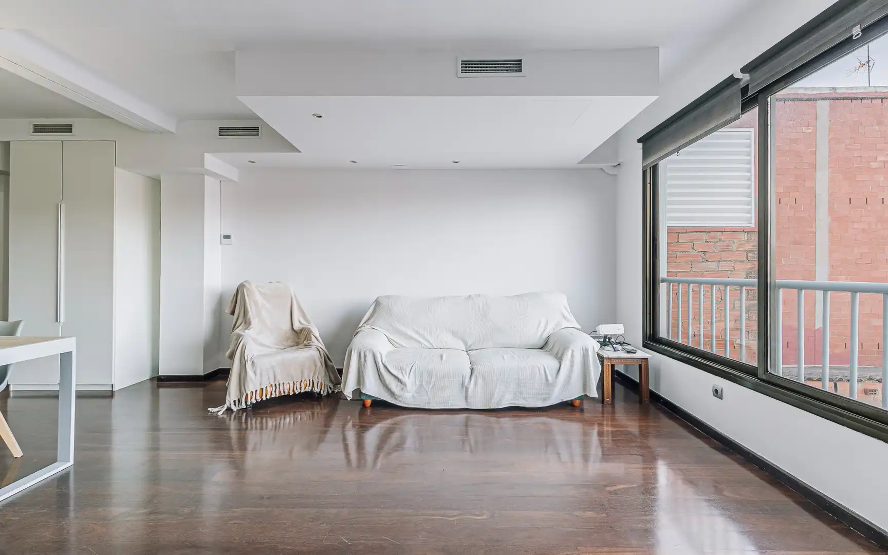 Wohnzimmer von Wohnung zum Verkauf in Barcelona mit Klimaanlage, Heizung und Möbliert