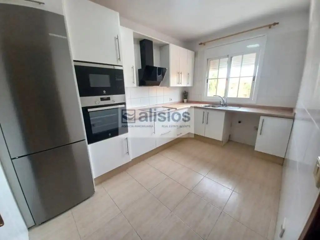 Cocina de Casa adosada en venta en San Isidro