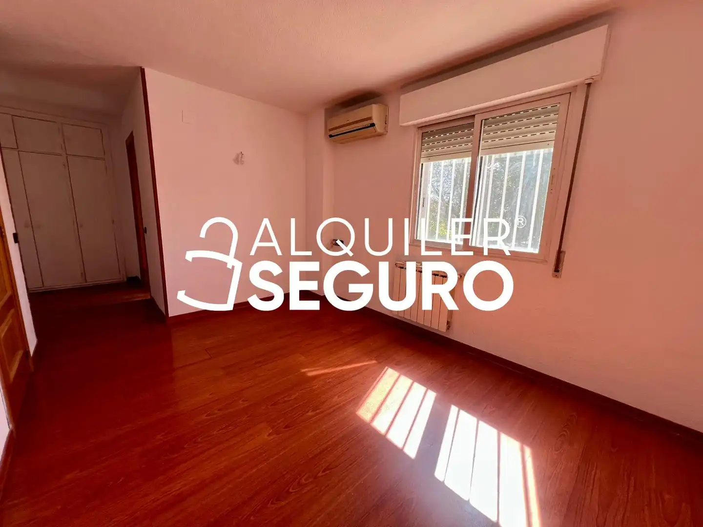 Bedroom of Houses for rent in Daganzo de Arriba  with Air Conditioner, Heating and Terrace