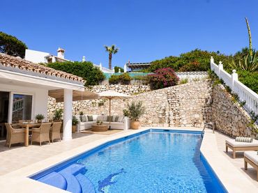 Casa con piscina en alquiler en El Faro de Calaburra - Chaparral