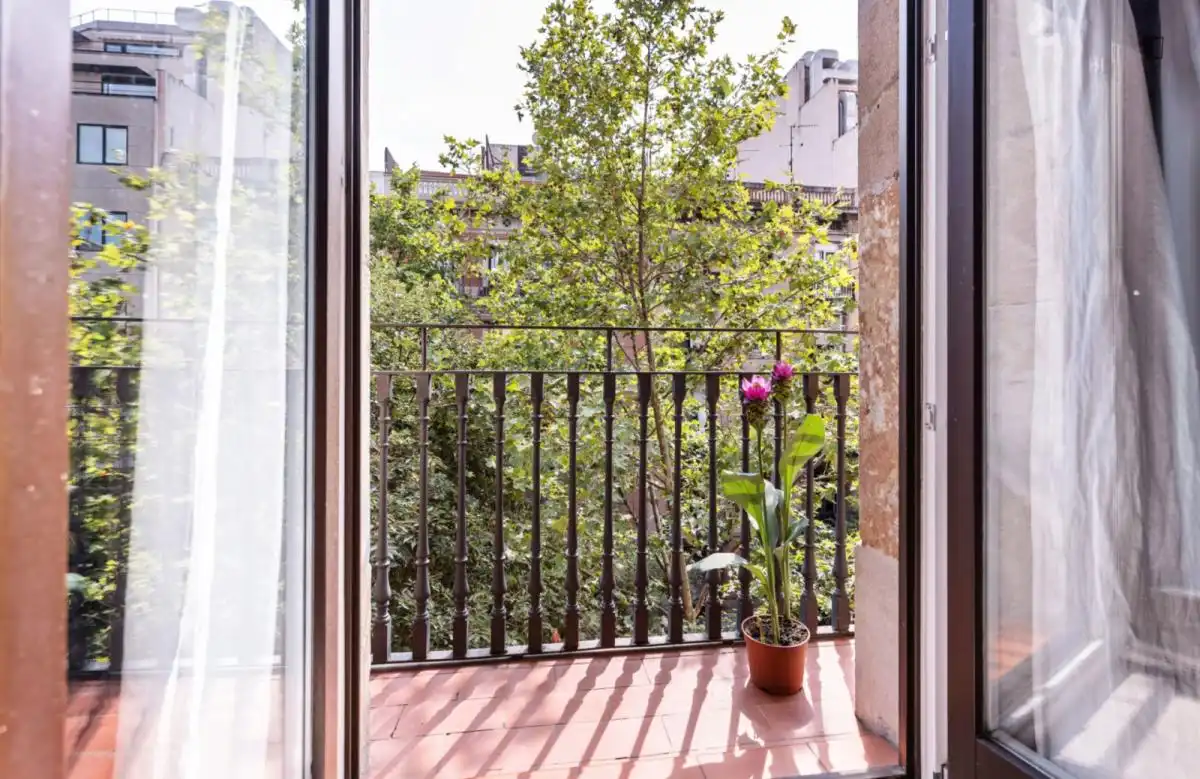 Terrassa de Apartament de lloguer en Barcelona amb Aire condicionat, Moblat i Forn