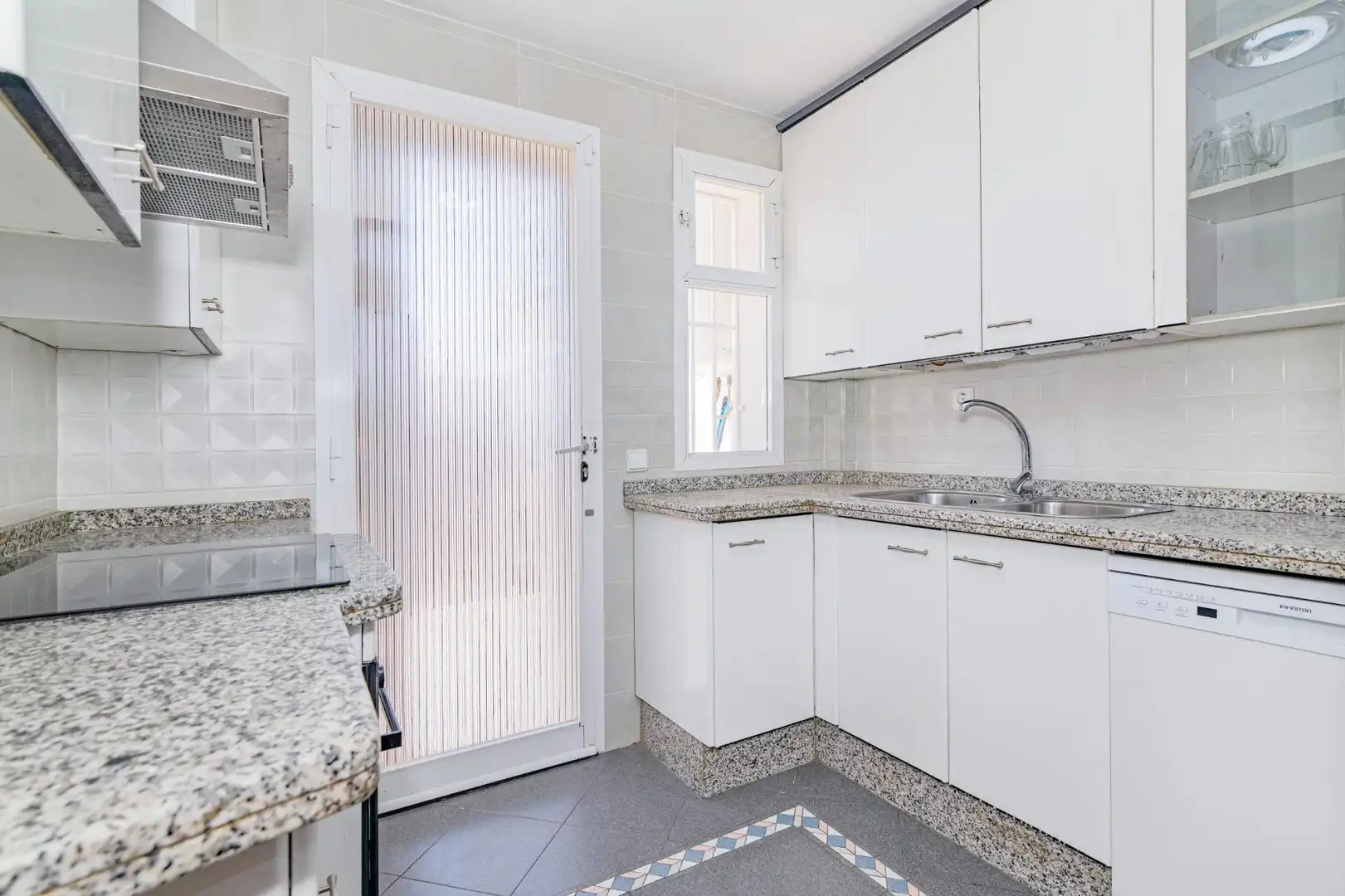 Kitchen of Detached homes for sale in Cúllar Vega  with Storage room and Alarm