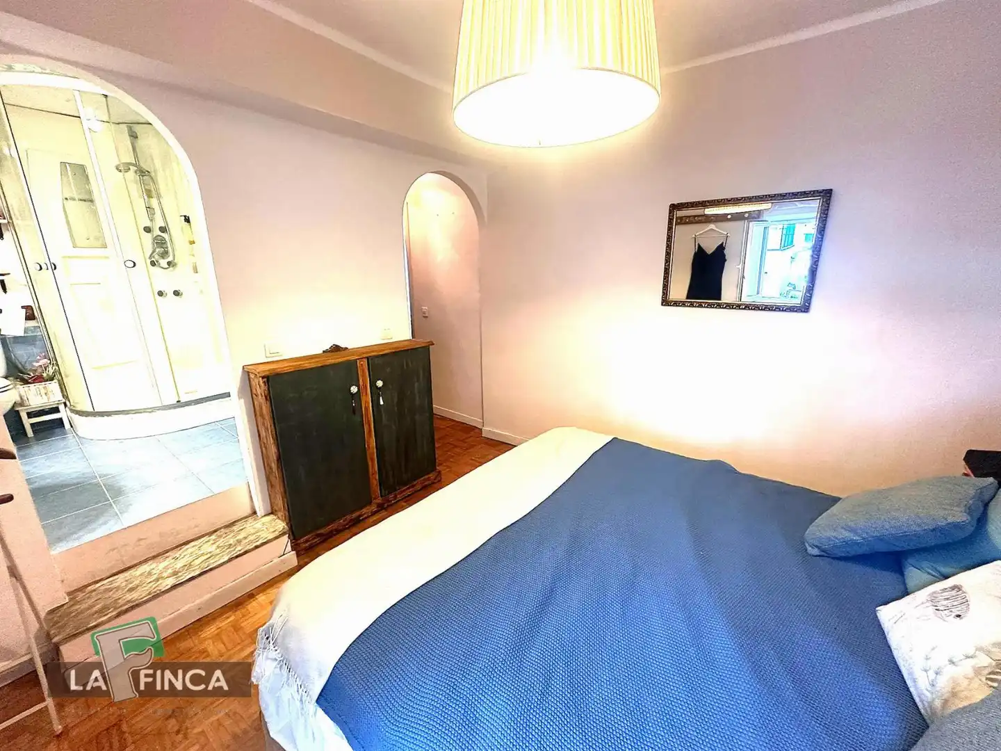 Bedroom of Flat for sale in Oviedo   with Heating and Furnished