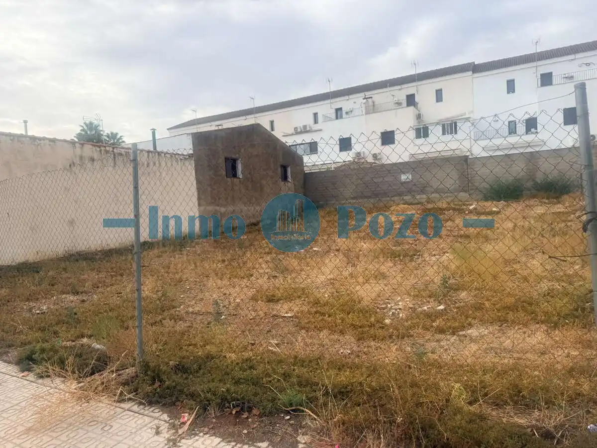 Terreno residencial en venta en Almendralejo, imagen 2