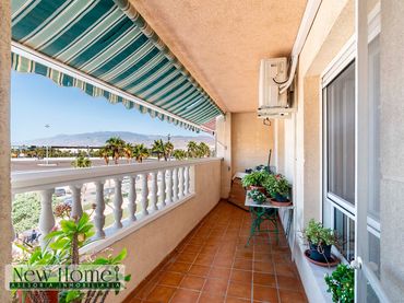 Piso con ascensor en venta en Avenida Reino de España