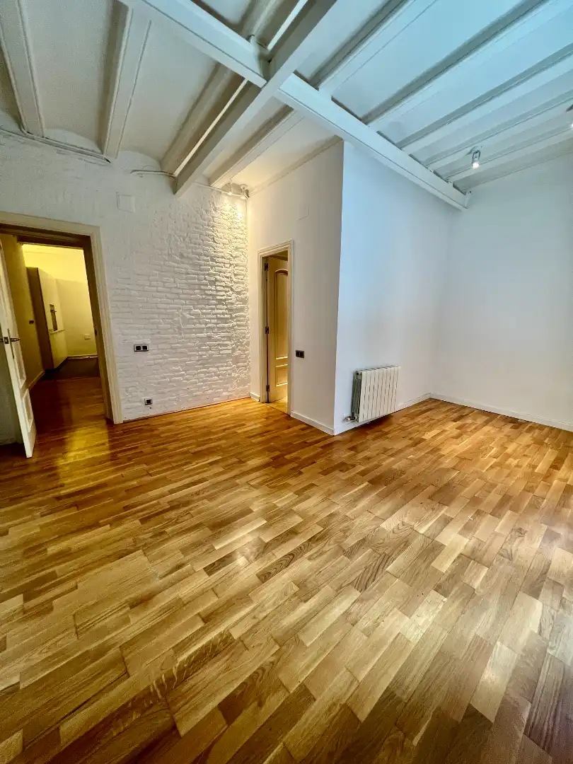Piso en venta en Barcelona con Aire acondicionado, Horno y Lavadora