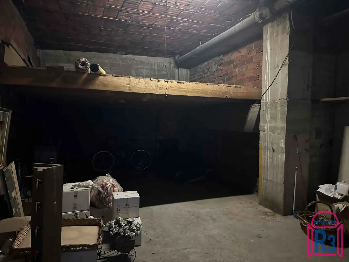 Local comercial en venda a Alfonso V, imagen 2