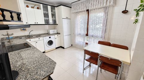 Foto 2 de Piso en venta en La Txitxarra - Murrieta - Parke Santurtzi, Santurtzi