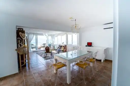 Comedor de Piso de alquiler en Alicante / Alacant con Aire acondicionado, Terraza y Amueblado