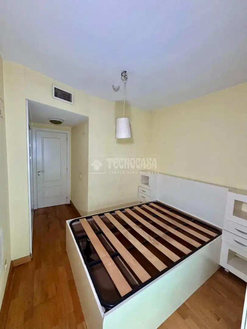 Habitación de Piso en venta en Madrid con Aire acondicionado, Calefacción y Piscina comunitaria
