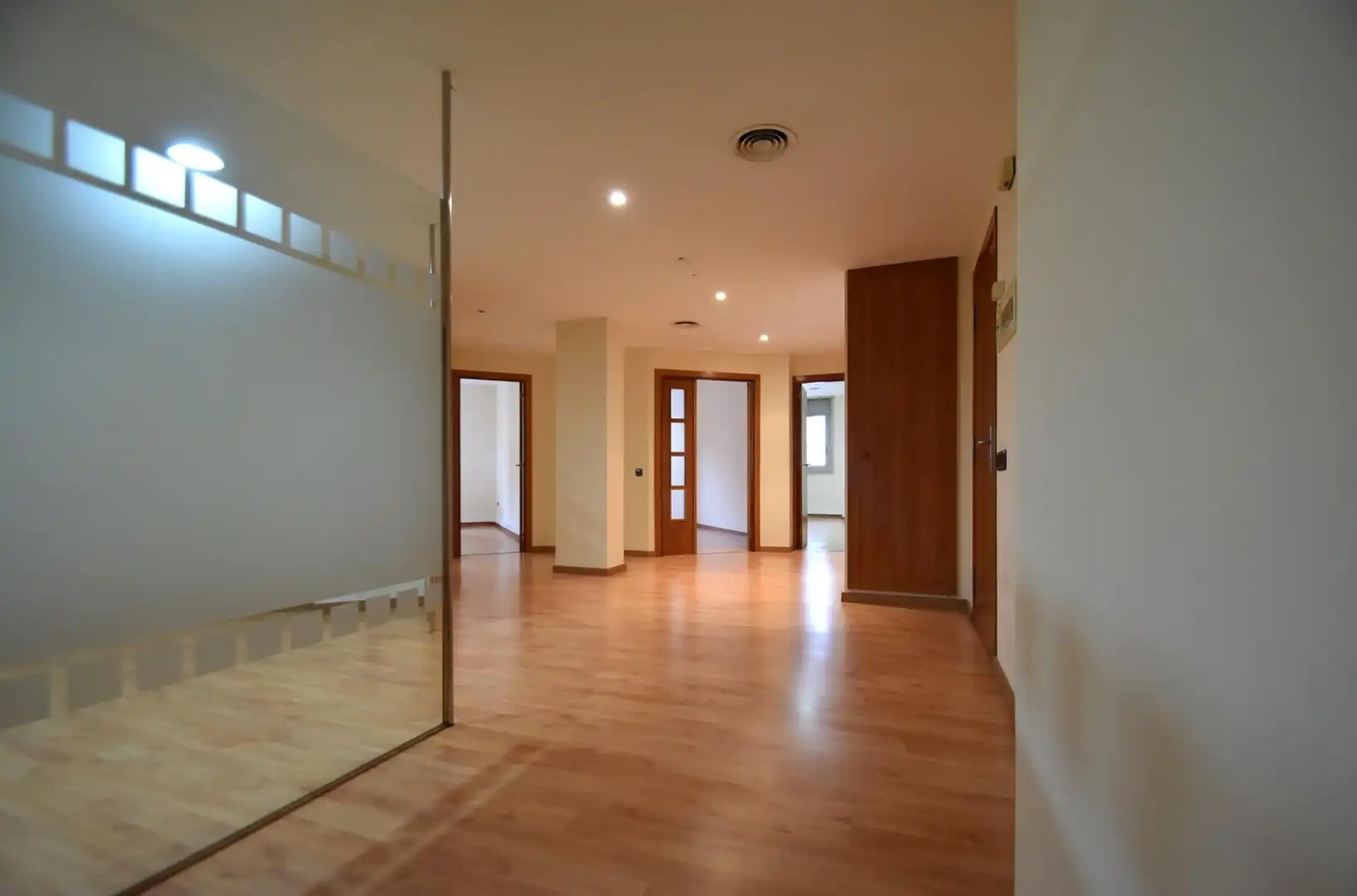 Oficina de lloguer a Calle MAGDALENA MIRO, 21, Centre Vila