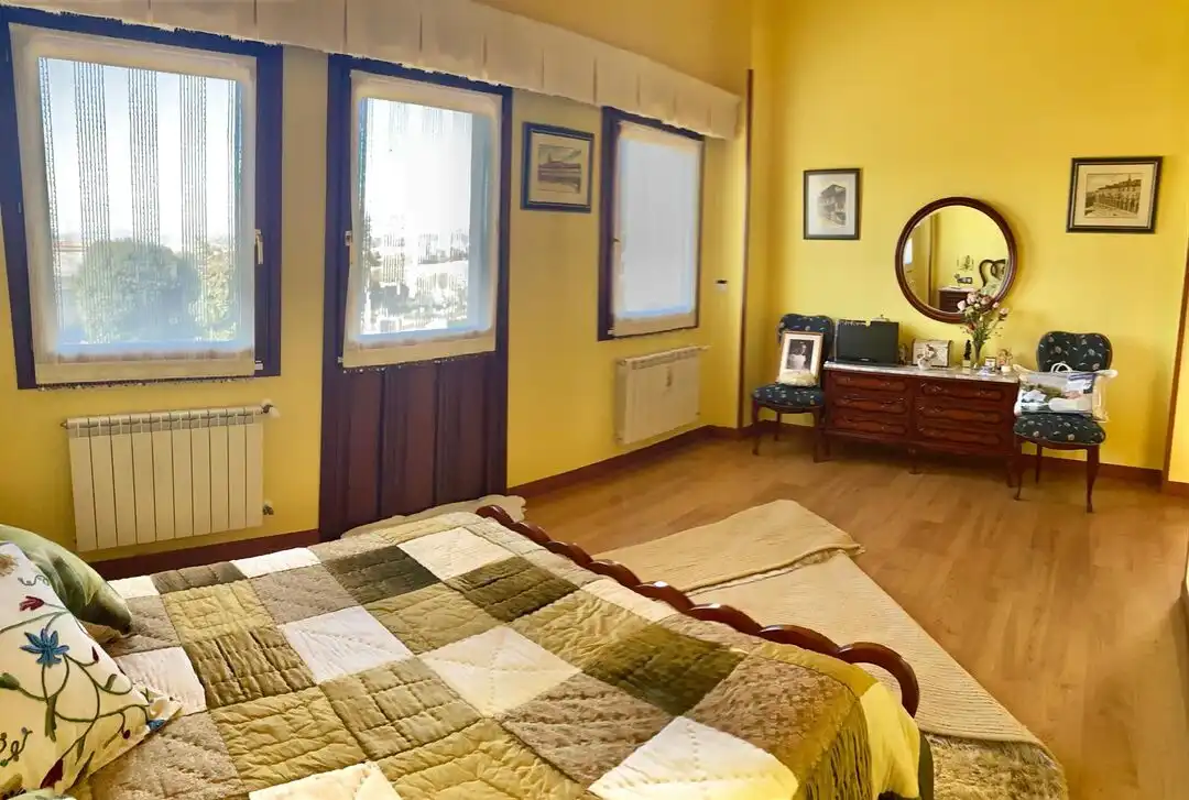 Dormitori de Casa o xalet en venda en Vitoria - Gasteiz amb Calefacció, Jardí privat i Terrassa