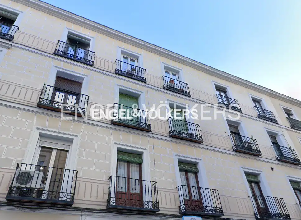 Exterior view of Flat for rent in Madrid  with Air Conditioner, Heating and Parquet flooring