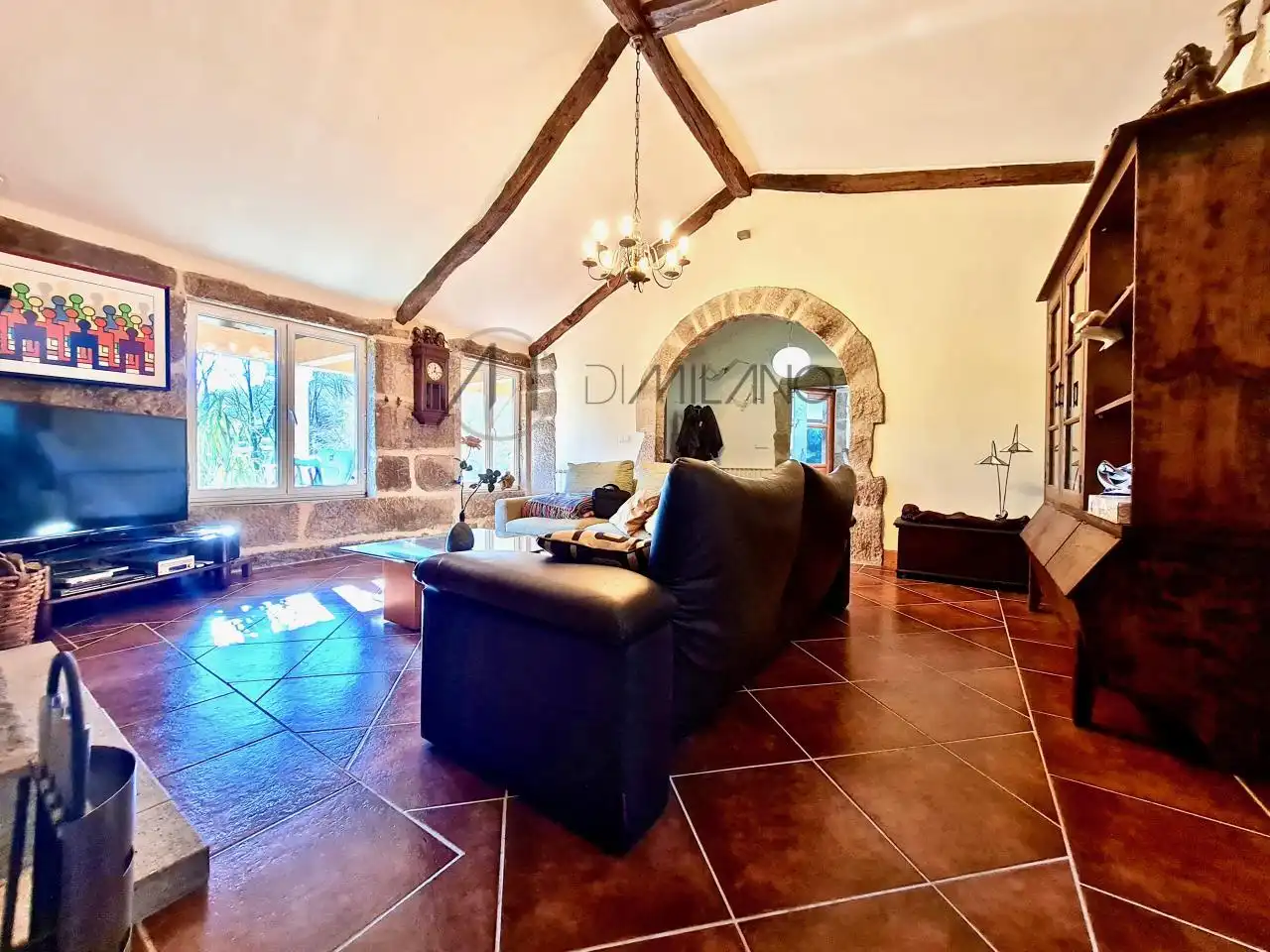 Wohnzimmer von Country house zum Verkauf in Gondomar mit Heizung, Privatgarten und Terrasse