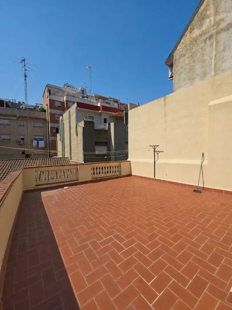 Terrassa de Casa adosada en venda en Barcelona amb Calefacció, Jardí privat i Terrassa