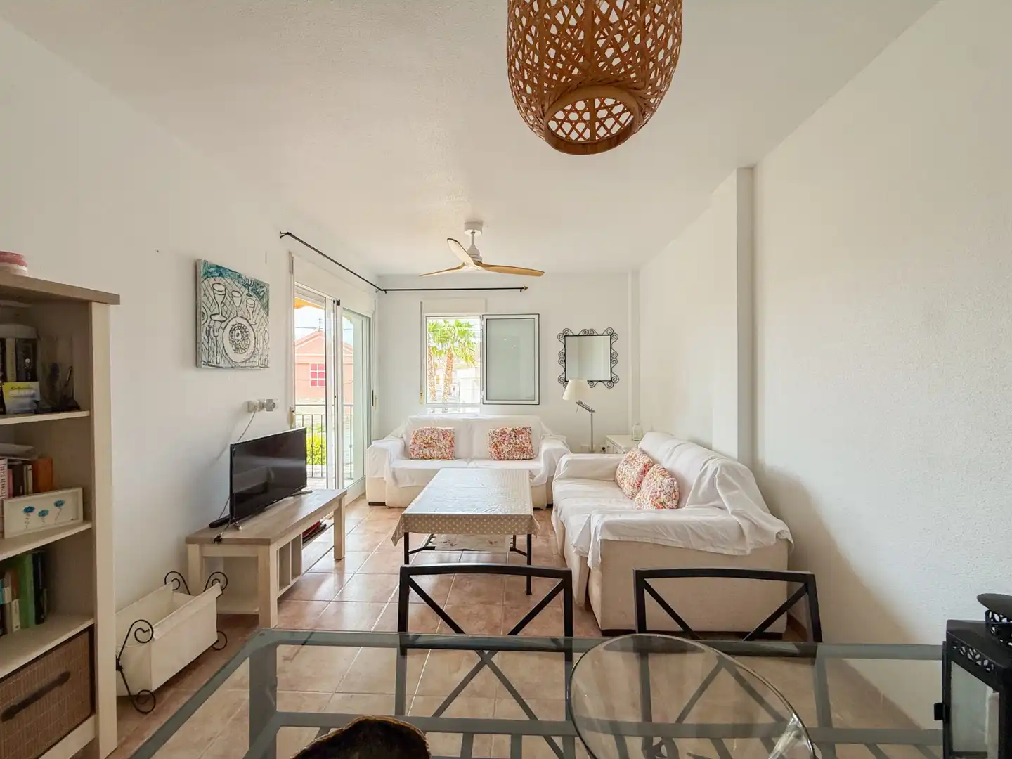 Appartement compact avec terrasse à vendre à Calabardina
