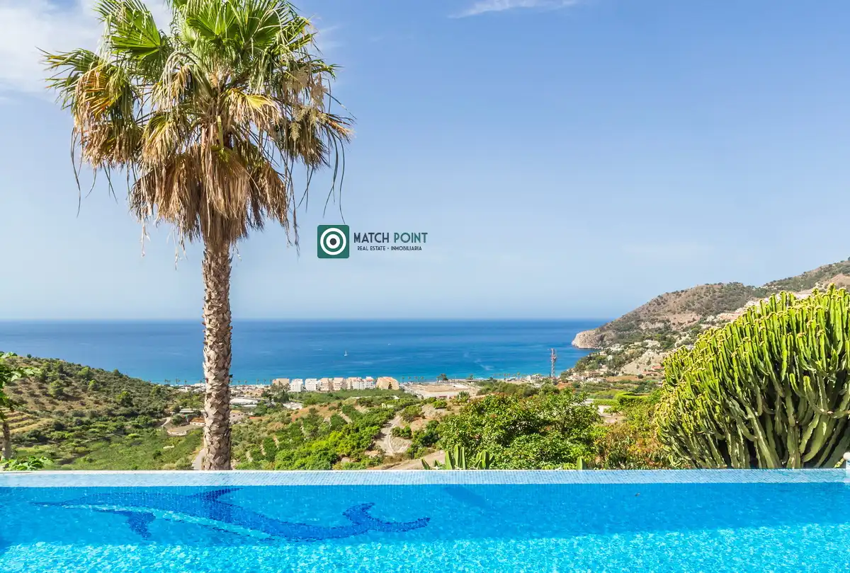 Piscina de Casa o xalet en venda en Almuñécar
