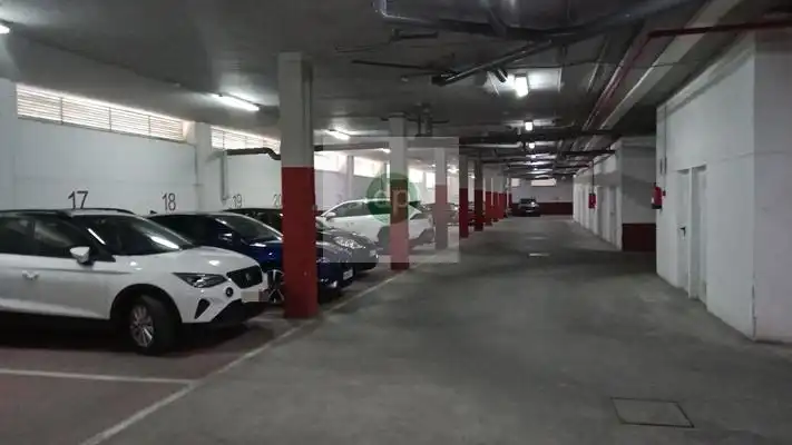 Parking de Piso en venta en Badajoz con Aire acondicionado, Calefacción y Terraza