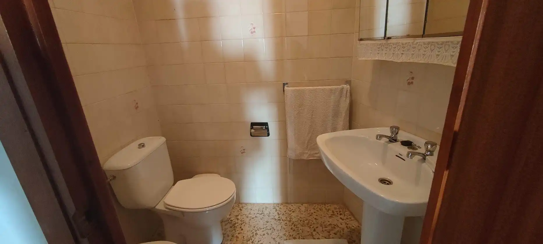 Bany de Casa o xalet en venda en Jérez del Marquesado amb Terrassa, Traster i Moblat