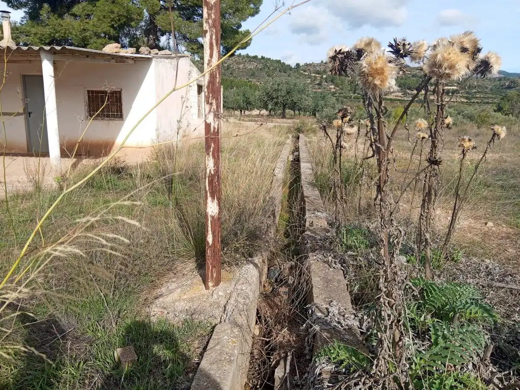 Country homes for sale in Calles