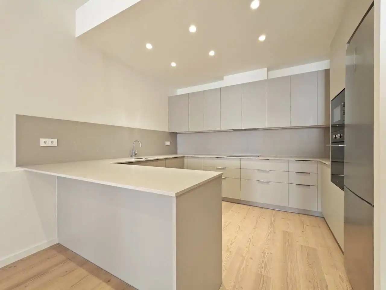 Cocina de Piso de alquiler en Manresa con Aire acondicionado, Calefacción y Terraza