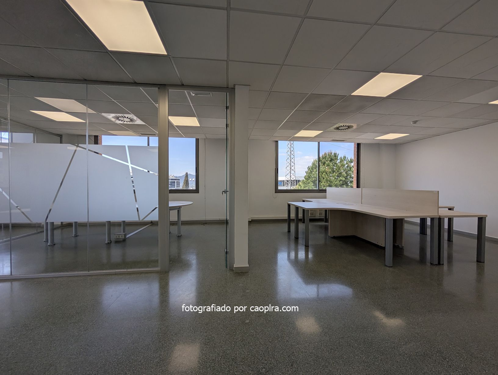 Office to rent in Sant Just Desvern  with Air Conditioner and Heating