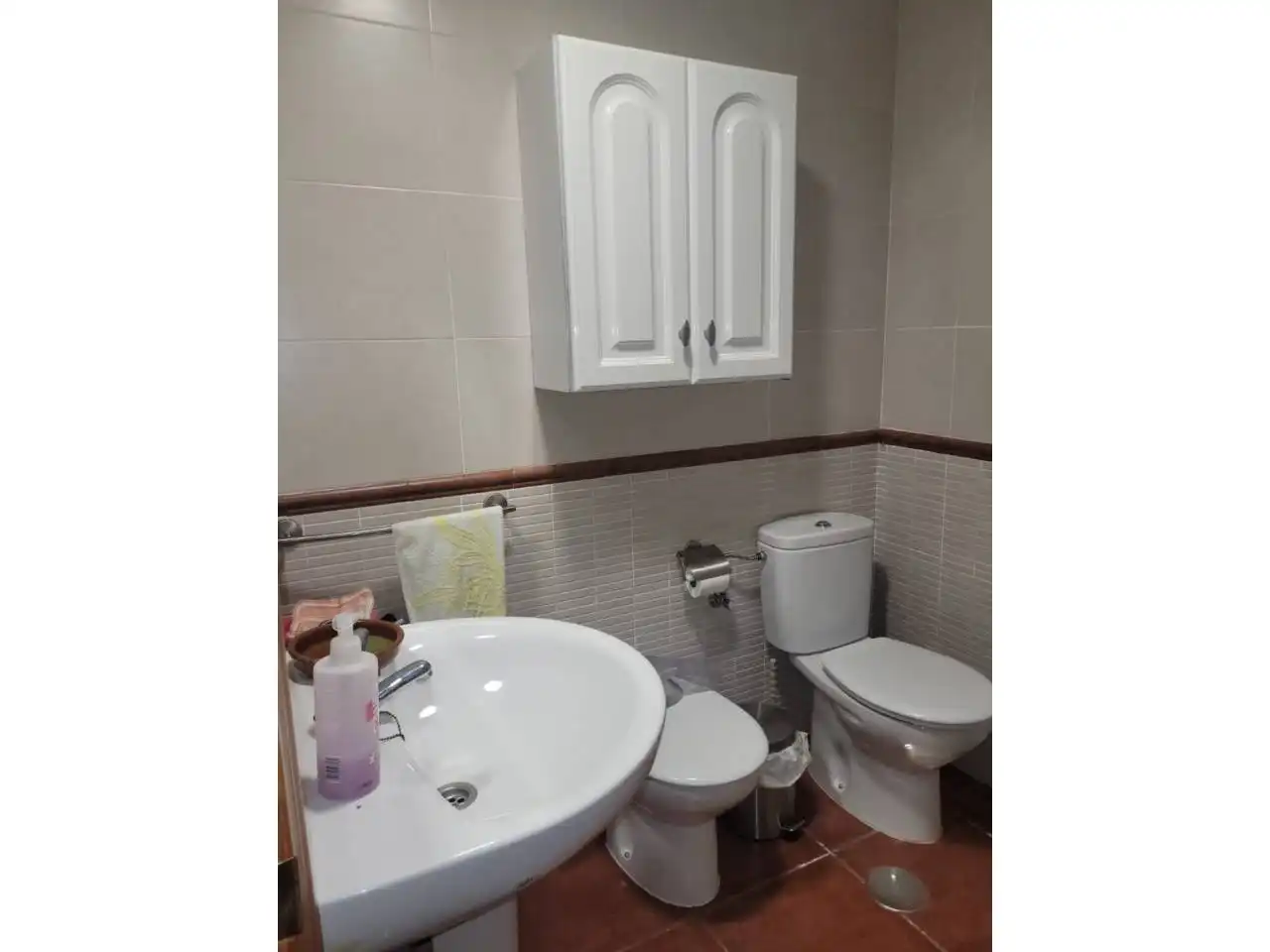 Bany de Casa o xalet en venda en Baza amb Calefacció i Terrassa