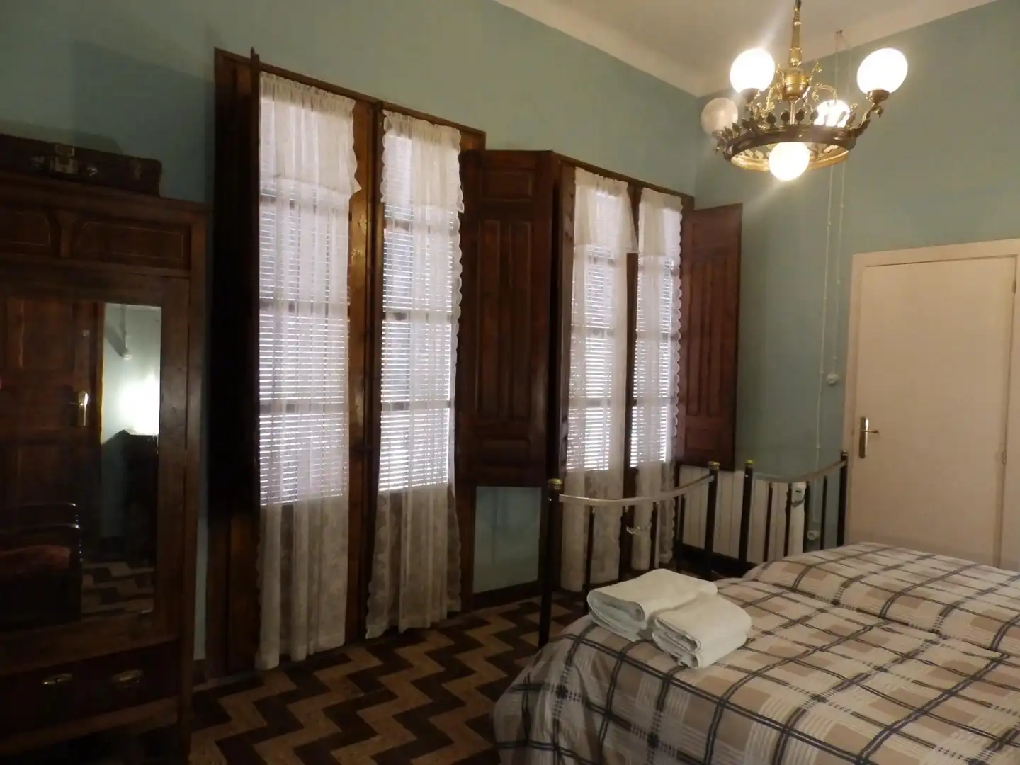 Habitación de Piso en venta en Novallas con Calefacción y Terraza