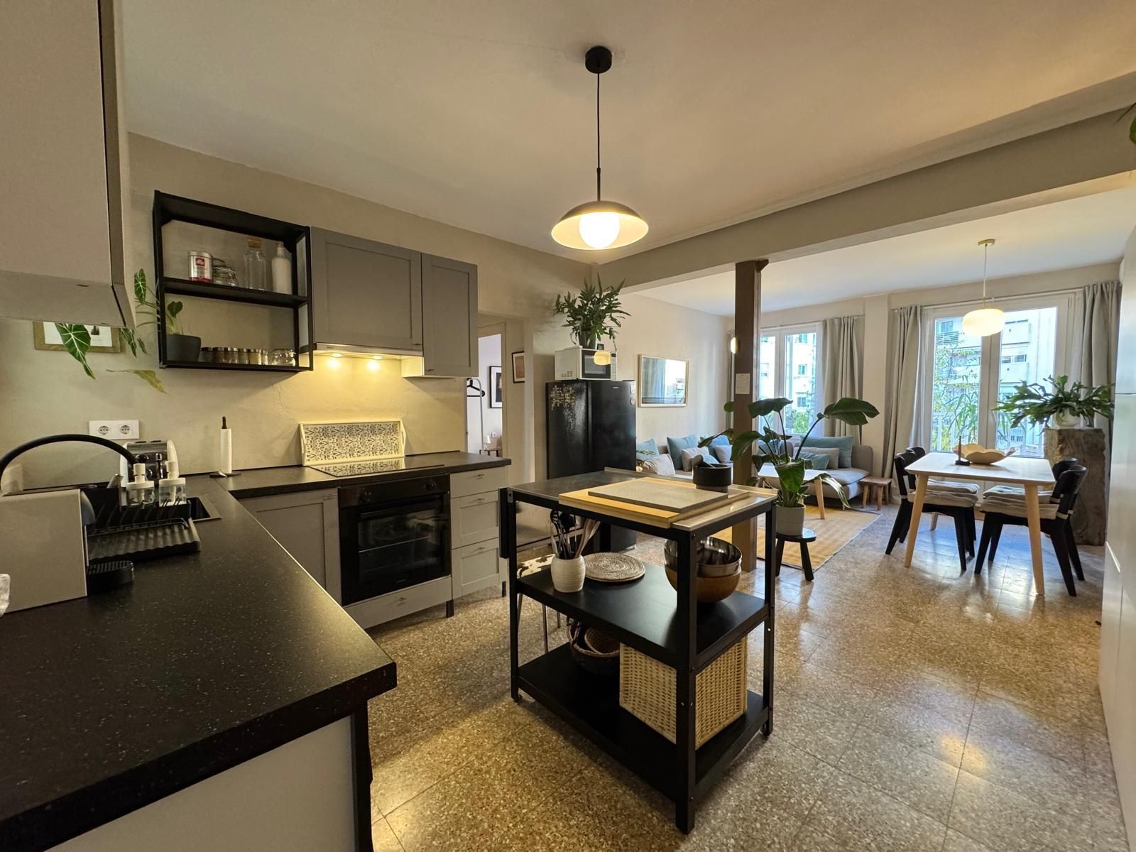 Kitchen of Flat to rent in  Valencia Capital  with Air Conditioner, Heating and Furnished