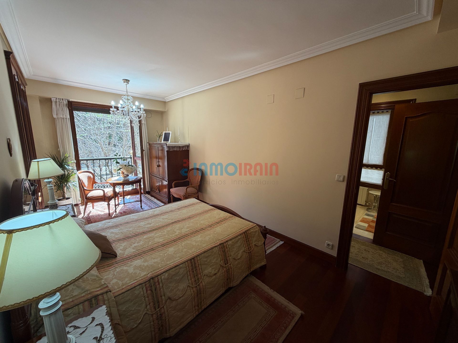Piso en venta en Fermin Calbeton Kalea