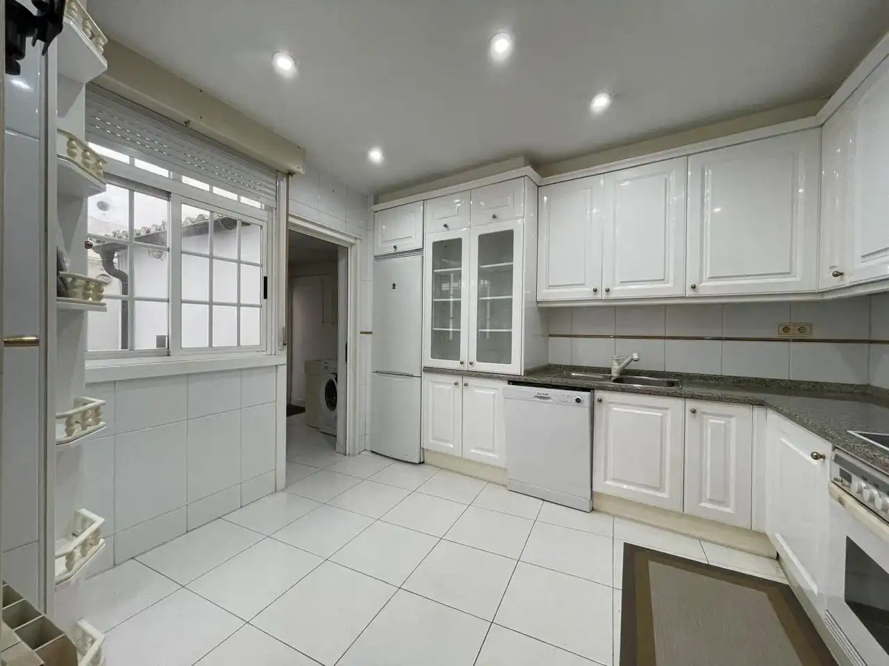 Cocina de Piso en venta en A Coruña Capital  con Calefacción, Parquet y Trastero