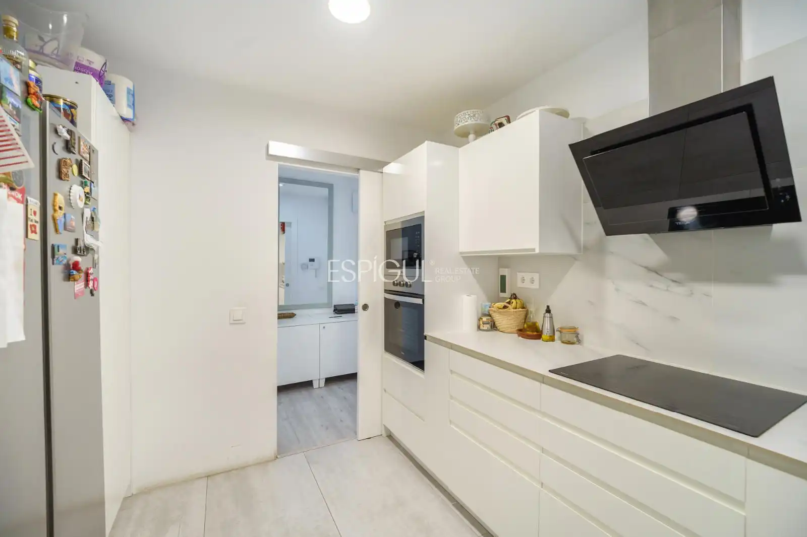 Küche von Dachboden zum Verkauf in Barcelona mit Klimaanlage, Heizung und Terrasse