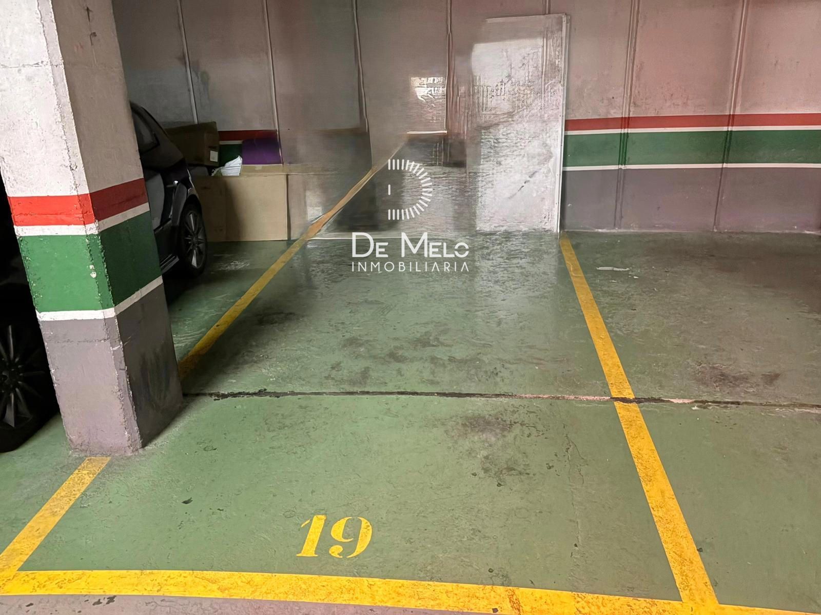 Parking de Garaje de alquiler en  Barcelona Capital con Alarma