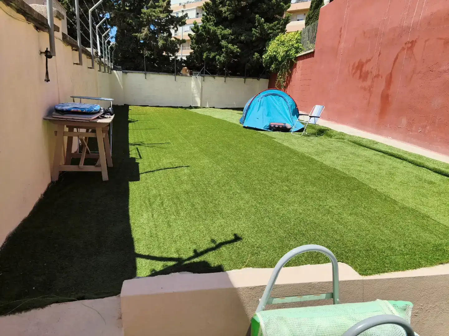 Terrace of Houses for rent in Algeciras  with Private garden, Furnished and Balcony
