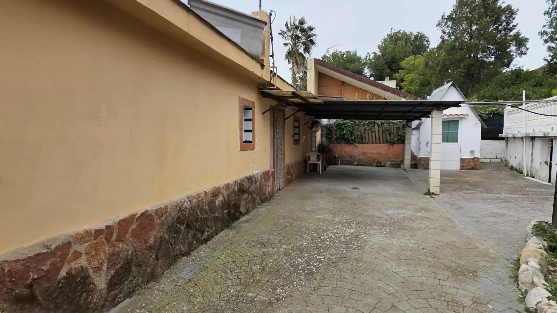 Vista exterior de Casa o chalet en venta en Chiva con Aire acondicionado, Jardín privado y Terraza